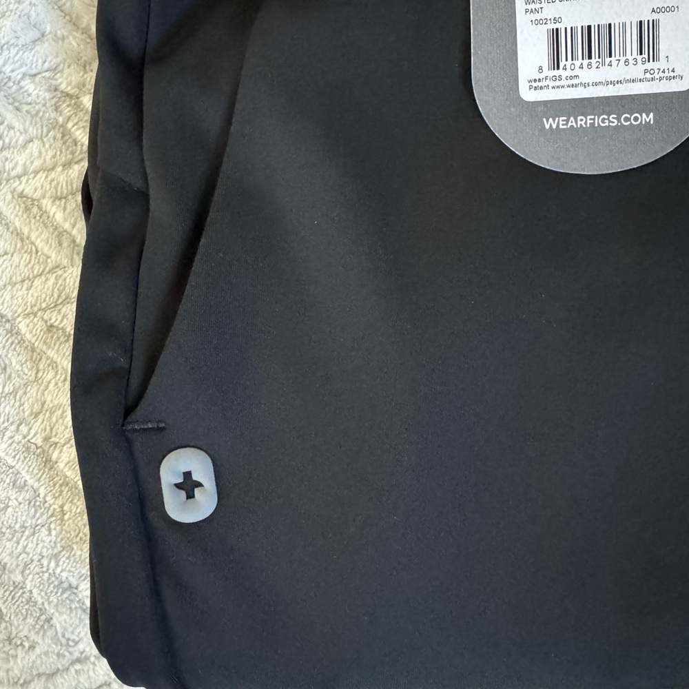 WearFigs Back Scrub Pants FormX New w/tags